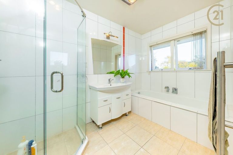 Photo of property in 2 Boundary Road, Opaheke, Papakura, 2113