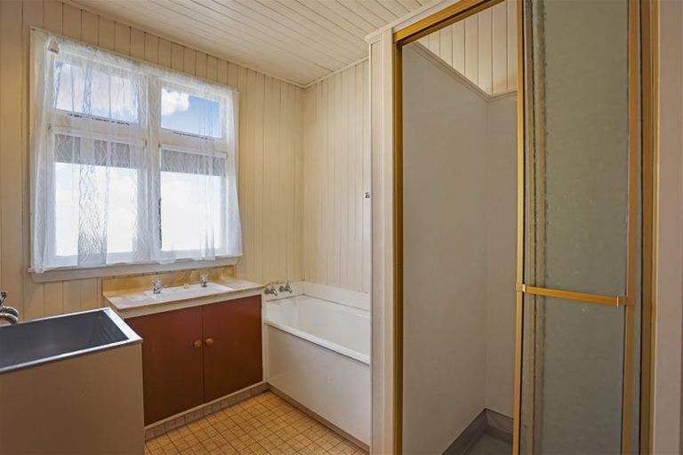 Photo of property in 1 Hugh Street, Hampstead, Ashburton, 7700