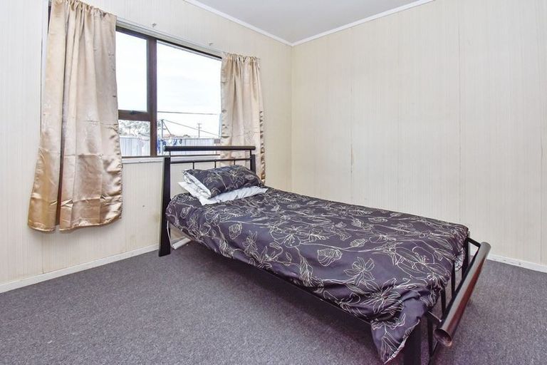 Photo of property in 2/60 Claude Road, Manurewa East, Auckland, 2102
