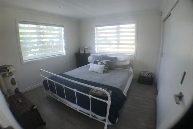 Photo of property in 9a Bruce Road, Glenfield, Auckland, 0629