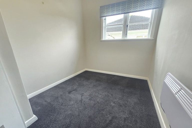 Photo of property in 10 Purser Grove, Fairfield, Lower Hutt, 5011
