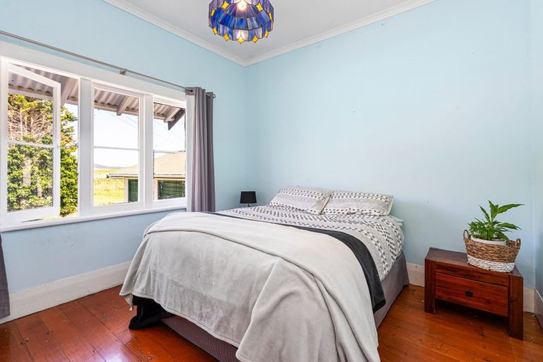 Photo of property in 407 Pataua Road South, Pataua South, Onerahi, 0192