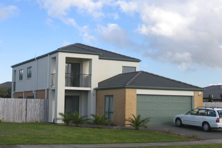Photo of property in 14 Aclare Place, East Tamaki, Auckland, 2016