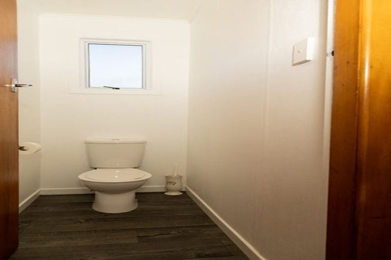 Photo of property in 16 Mayne Street, Waitara, 4320