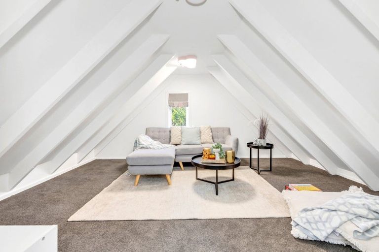 Photo of property in 281 Point View Drive, Shamrock Park, Auckland, 2016