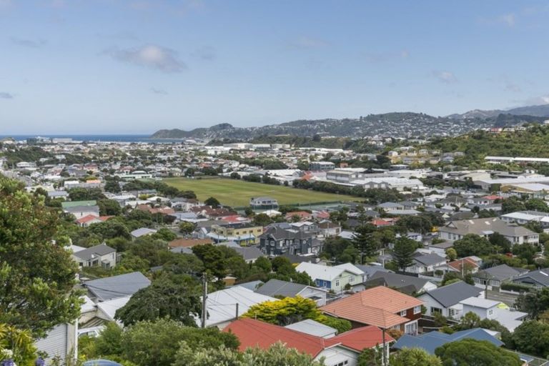 Photo of property in 134 Totara Road, Miramar, Wellington, 6022