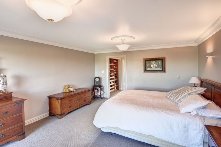 Photo of property in 8 Cornwall Street, Vauxhall, Dunedin, 9013