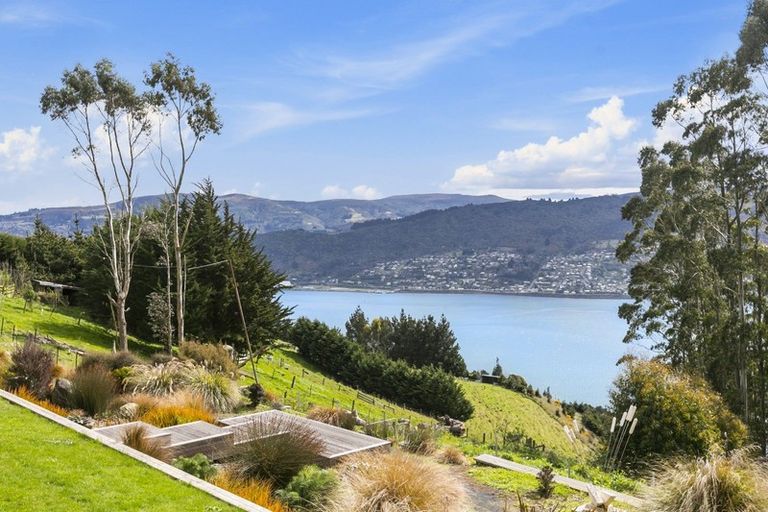 Photo of property in 593 Highcliff Road, Highcliff, Dunedin, 9077