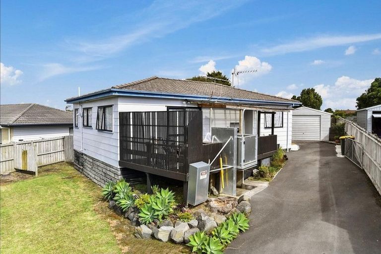 Photo of property in 36 Limond Street, Randwick Park, Auckland, 2105