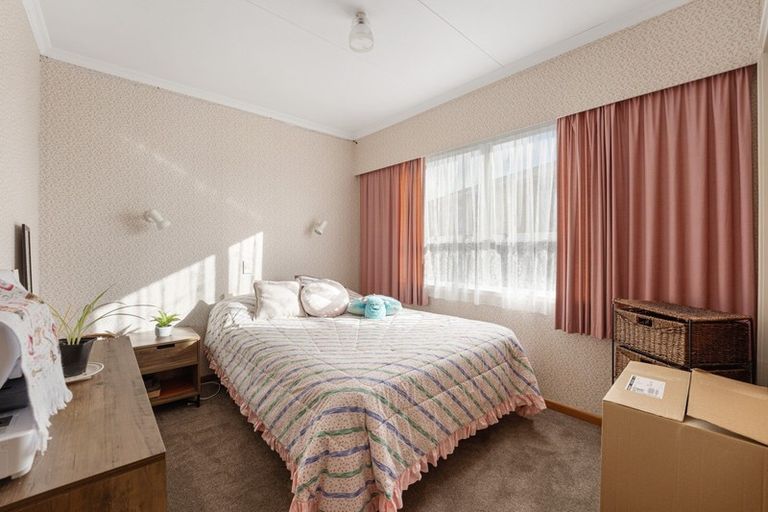 Photo of property in 2a Chartwell Drive, Eltham, 4322