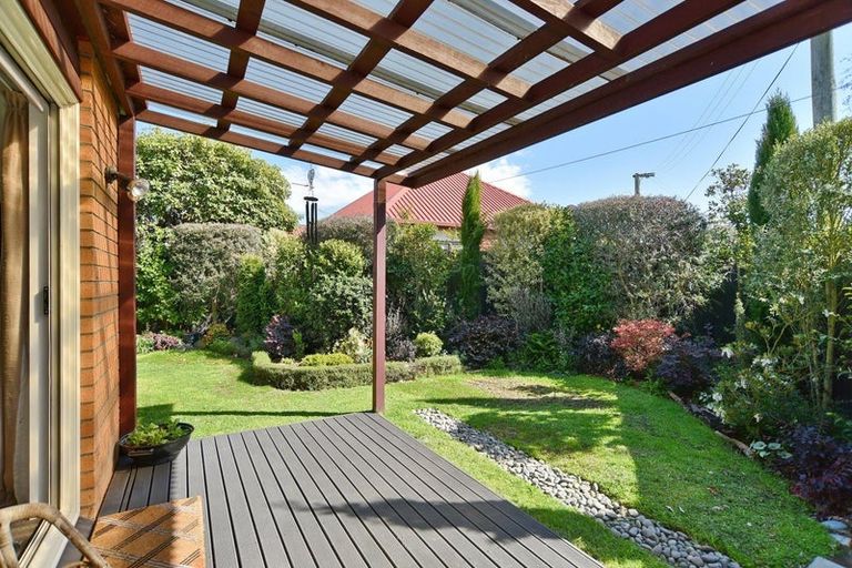 Photo of property in 2/33 Studholme Street, Somerfield, Christchurch, 8024