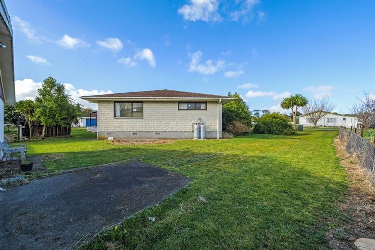 Photo of property in 73 Fergusson Street, Woodville, 4920