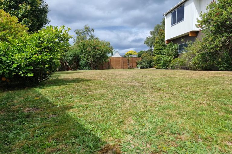 Photo of property in 1 Waitawa Place, Lynmore, Rotorua, 3010