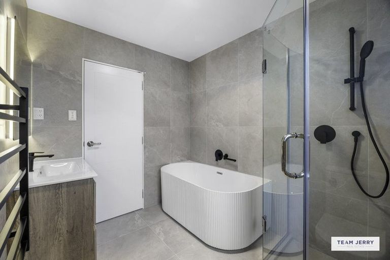 Photo of property in 36 Stableford Crescent, Opaheke, 2113