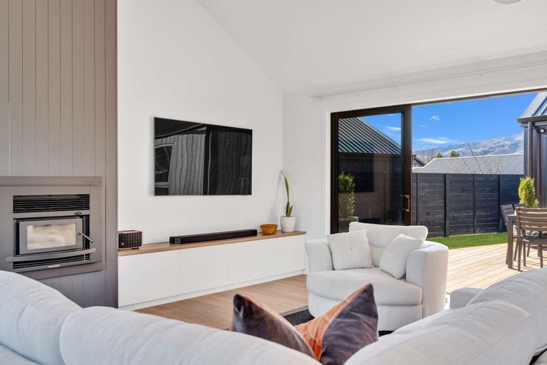 Photo of property in Wooing Tree Vineyard Ltd, 15 Vintage Street, Cromwell, 9310