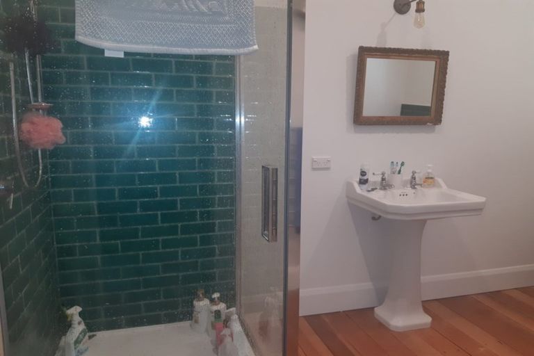 Photo of property in 12 Hayward Street, Featherston, 5710