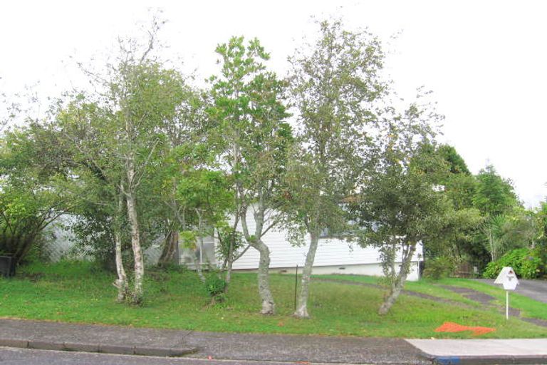 Photo of property in 1/6 Surat Place, Glen Eden, Auckland, 0602