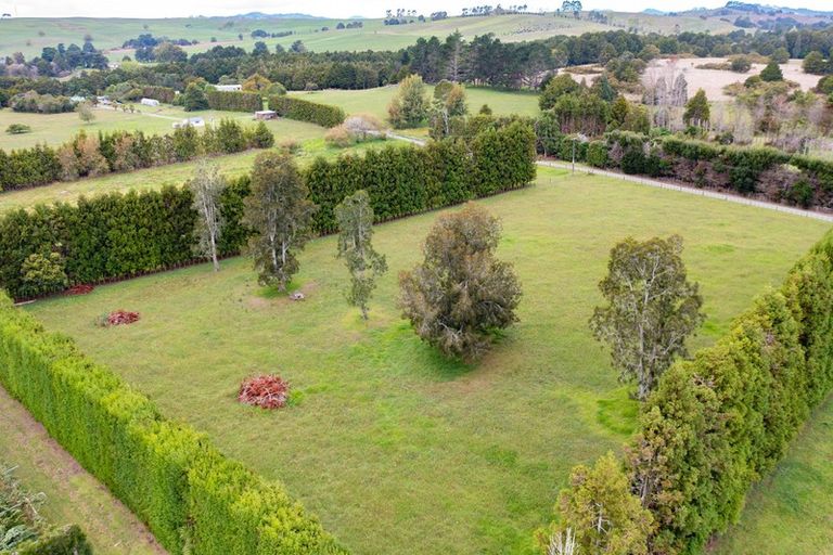 Photo of property in 15 Linnell Road, Poroti, Whangarei, 0179