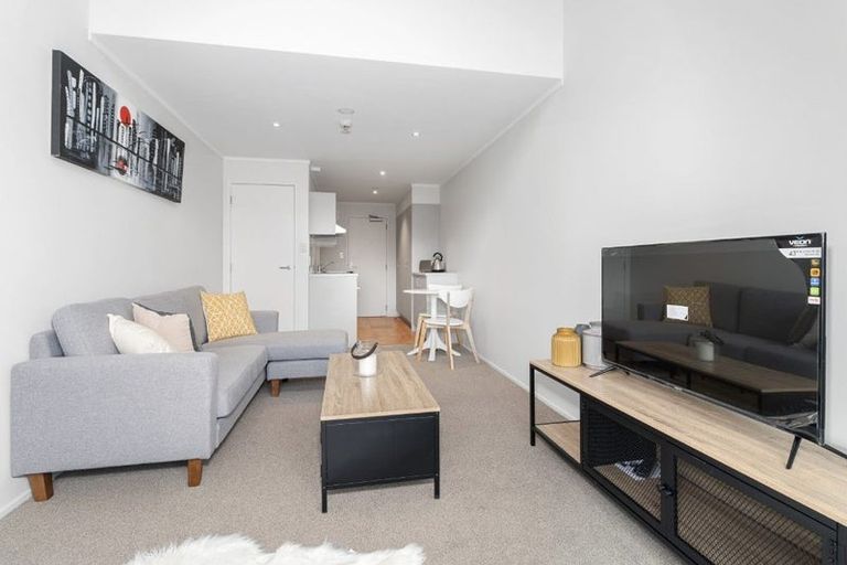 Photo of property in 10b/30 Westward Ho, Glen Eden, Auckland, 0602