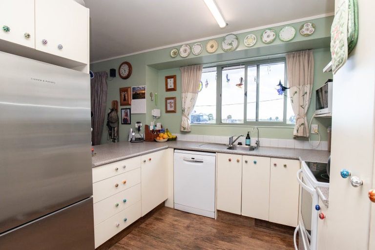 Photo of property in 53 River Road, Ngatea, 3503