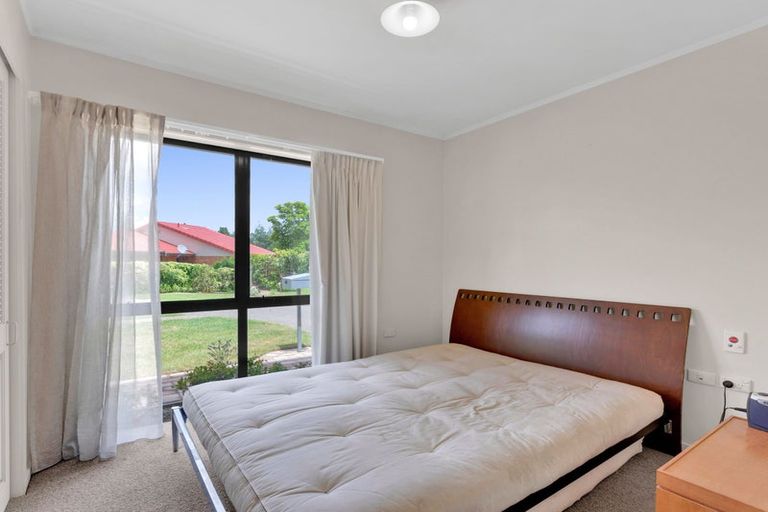 Photo of property in 42 Woodburn Avenue, Flagstaff, Hamilton, 3210