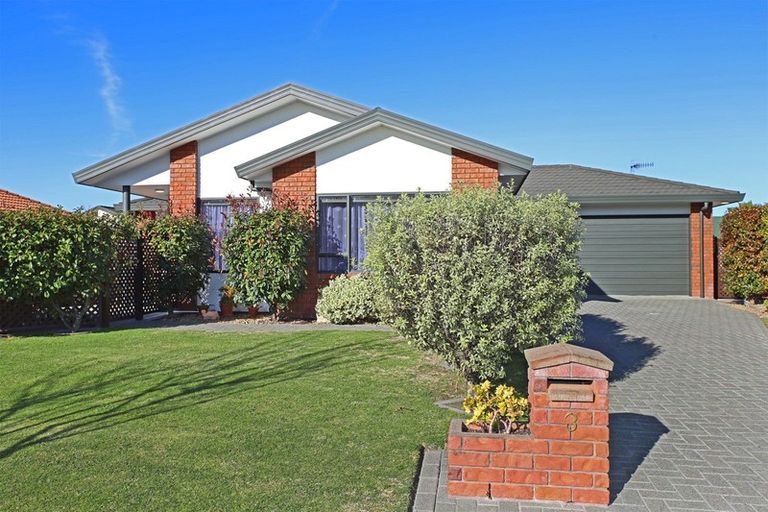 Photo of property in 3 Beaufort Place, Taradale, Napier, 4112