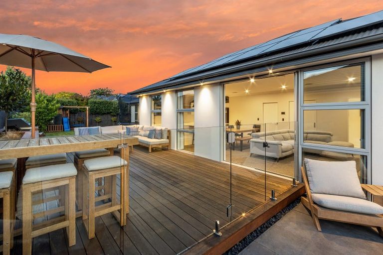 Photo of property in 16 Augustine Drive, Aidanfield, Christchurch, 8025