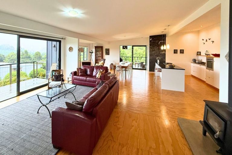Photo of property in 53 Nyhane Drive, Ligar Bay, Takaka, 7183