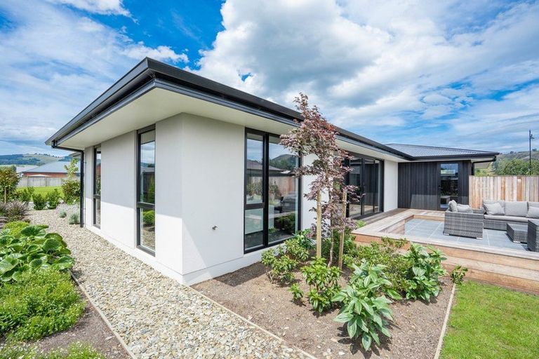 Photo of property in 21 Armadale Street, Mosgiel, 9024