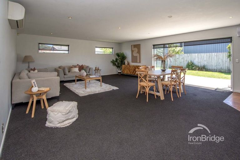Photo of property in 72 Mauger Drive, Heathcote Valley, Christchurch, 8022