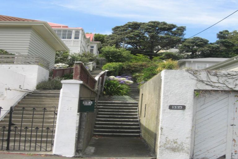 Photo of property in 35a Waipapa Road, Hataitai, Wellington, 6021