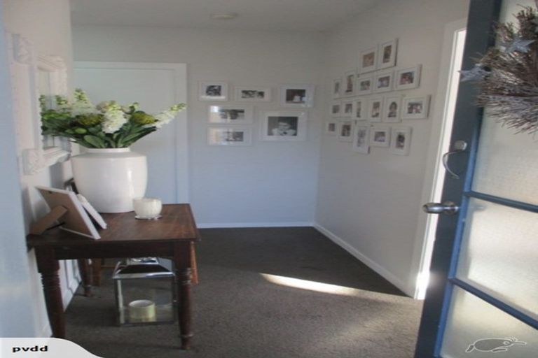 Photo of property in 7 Bideford Place, Dallington, Christchurch, 8061