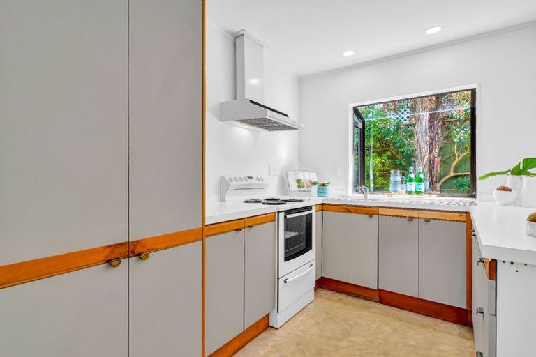 Photo of property in 1a Kowhatu Road, One Tree Hill, Auckland, 1061