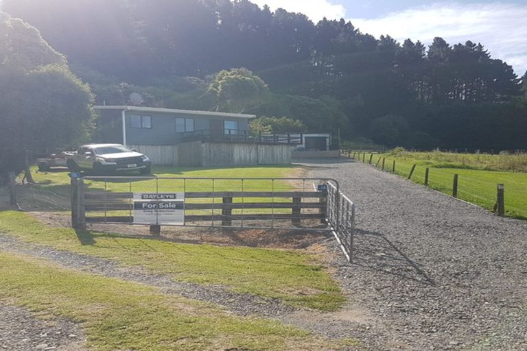 Photo of property in 14 Bolton Place, Hicks Bay, Tikitiki, 4087