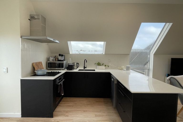 Photo of property in 7/38 Kitchener Road, Milford, Auckland, 0620