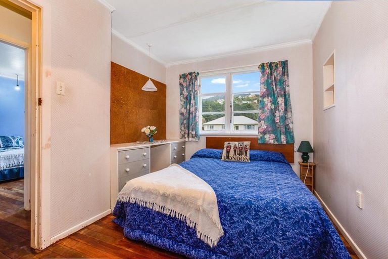 Photo of property in 4 Beauchamp Street, Tawa, Wellington, 5028