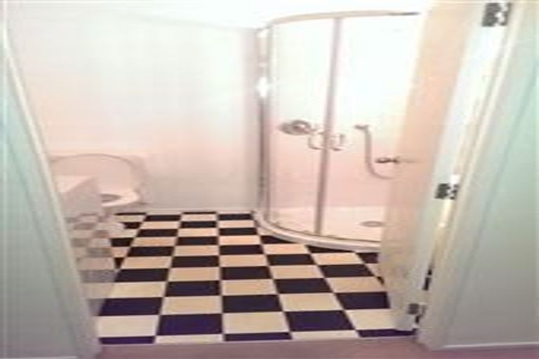 Photo of property in Grosvenor Cl, 21/6 Brown Street, Mount Cook, Wellington, 6021