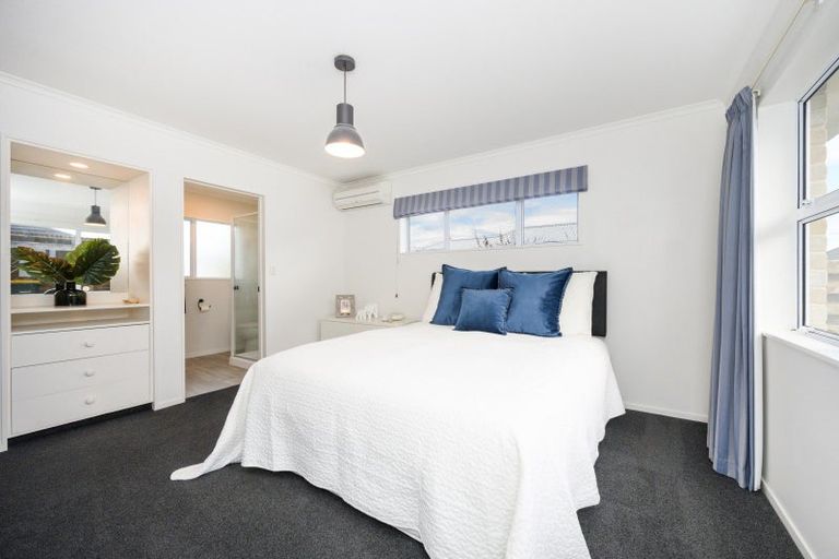 Photo of property in 3 Ferry Street, Foxton Beach, Foxton, 4815