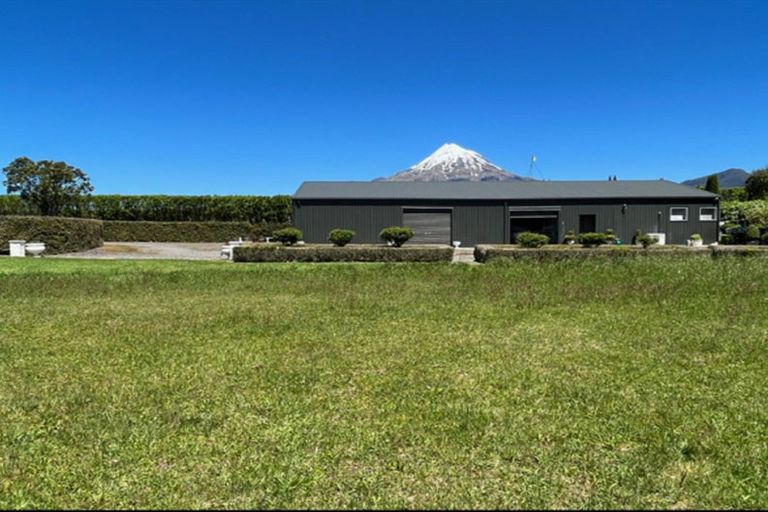 Photo of property in 1918 Egmont Road, Kaimiro, Inglewood, 4386