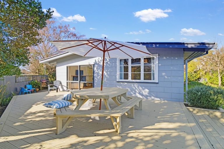 Photo of property in 13 Harker Street, Waipawa, 4210