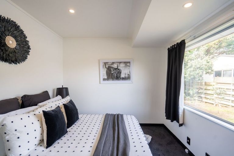 Photo of property in 52 Rutherford Drive, Waikanae Beach, Waikanae, 5036