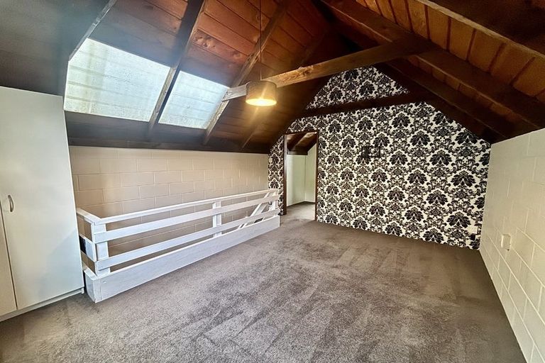 Photo of property in 5a Tapestry Grove, Silverstream, Upper Hutt, 5019