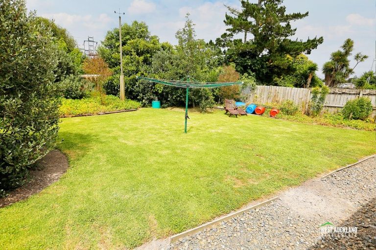 Photo of property in 9 Swanson Oaks, Swanson, Auckland, 0612