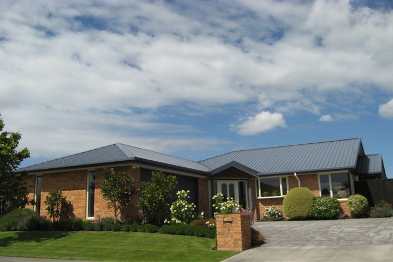 Photo of property in 9b Bunting Place, Woodend, 7610