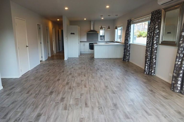 Photo of property in 6 Protea Drive, Cable Bay, 0420