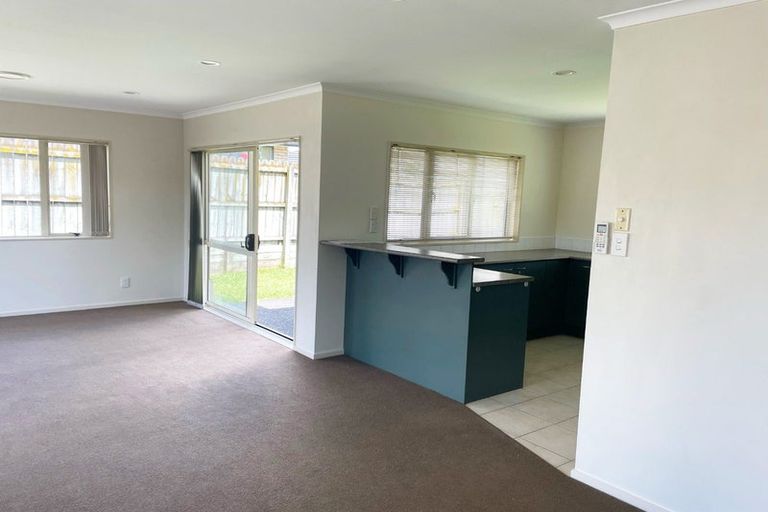 Photo of property in 28 Raphoe Road, Flat Bush, Auckland, 2019