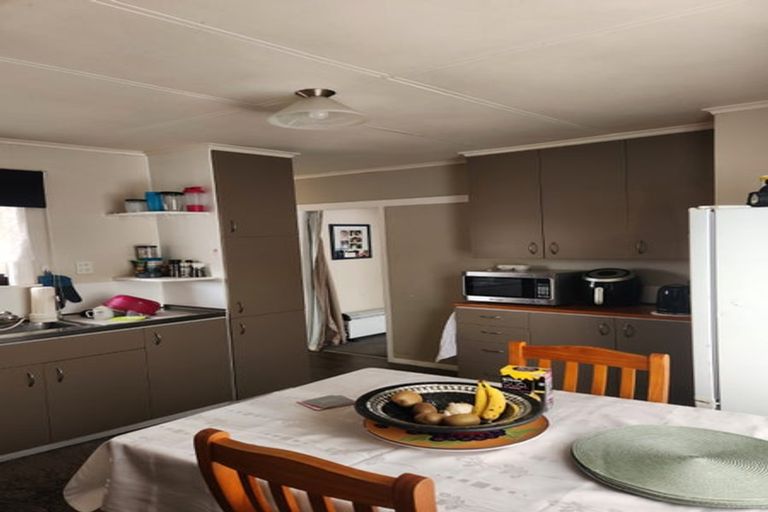 Photo of property in 17 Lytton Street, Feilding, 4702