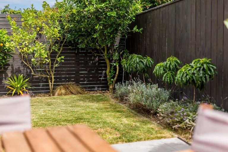 Photo of property in 341c Waiwhetu Road, Fairfield, Lower Hutt, 5011