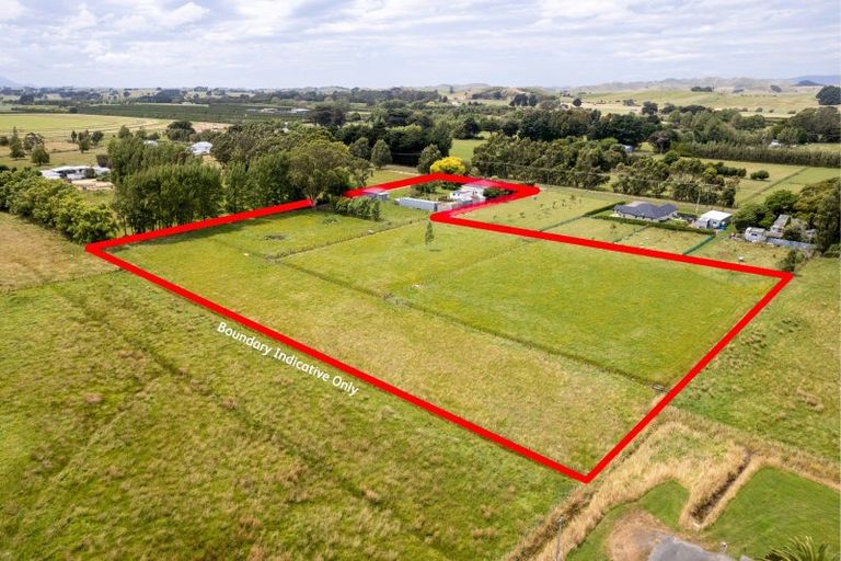 Photo of property in 21 Bevan Street, Woodville, 4920