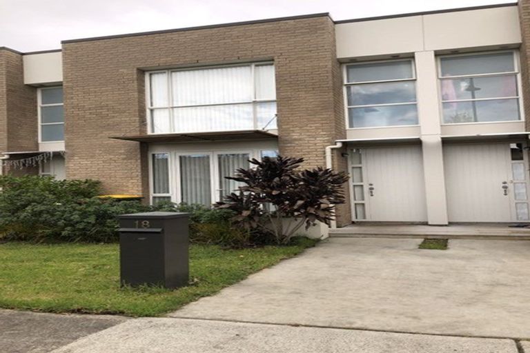 Photo of property in 18 Hakawai Avenue, Takanini, 2112
